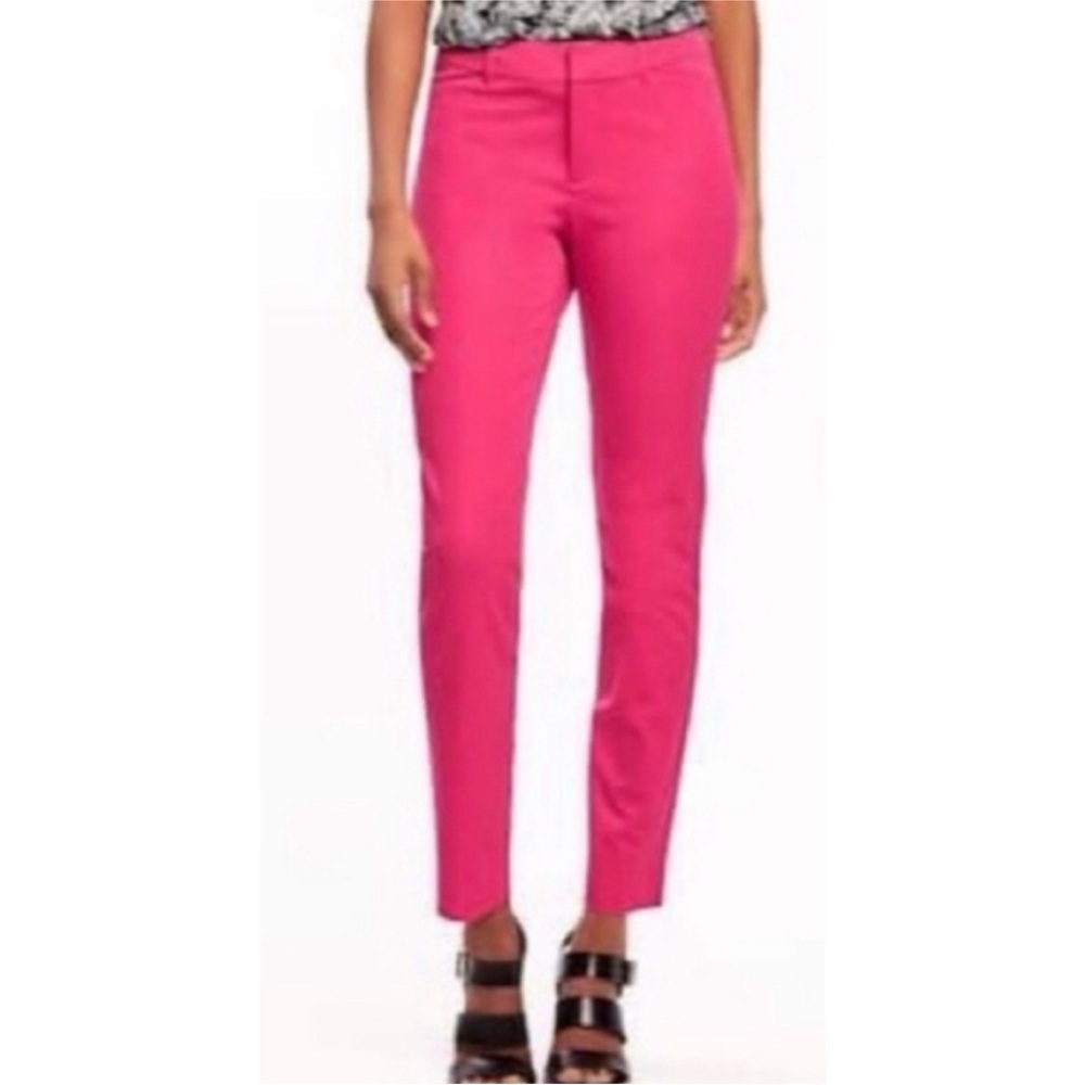 Old Navy Mid Rise Ankle Pixie pants Dragonfruit Pink Size 4